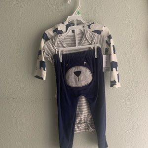 Little bear 3-piece set.🐻💙